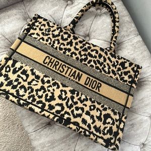MEDIUM DIOR BOOK TOTE (used, like new)